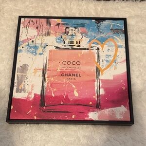 CHANEL Coco Mademoiselle Abstract Art in Pink and Blue